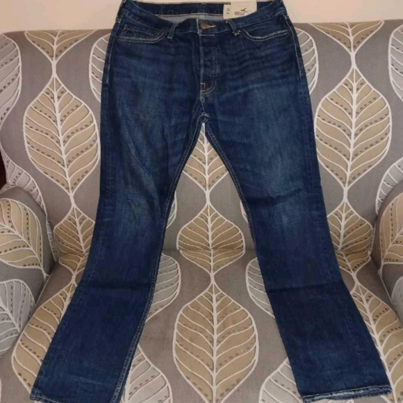 Hollister Men's 34/34 Button Up Fly Dark Wash Jeans - Picture 2 of 4